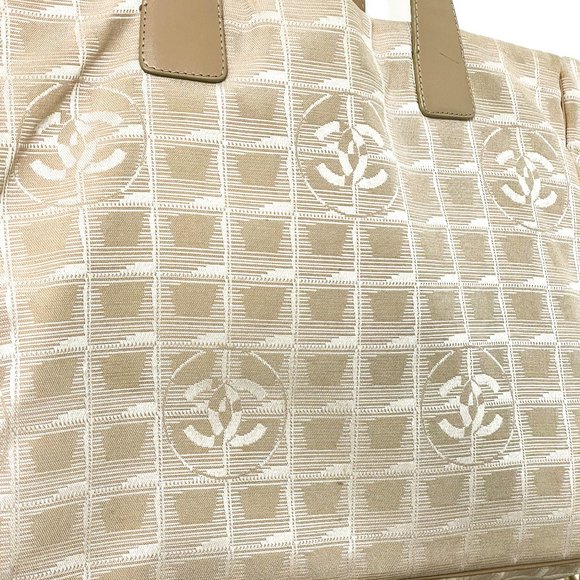 Chanel Travel Line Tote - Picture 4 of 16